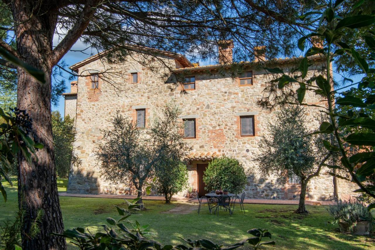 La Fattoria Del Rio Di Sopra - Agriturismo Baldeschi Tuoro sul Trasimeno Bagian luar foto