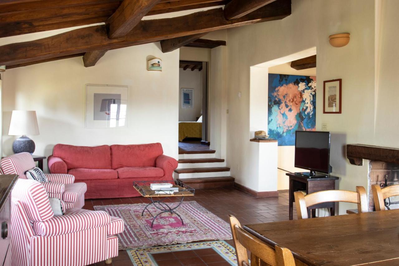 La Fattoria Del Rio Di Sopra - Agriturismo Baldeschi Tuoro sul Trasimeno Bagian luar foto