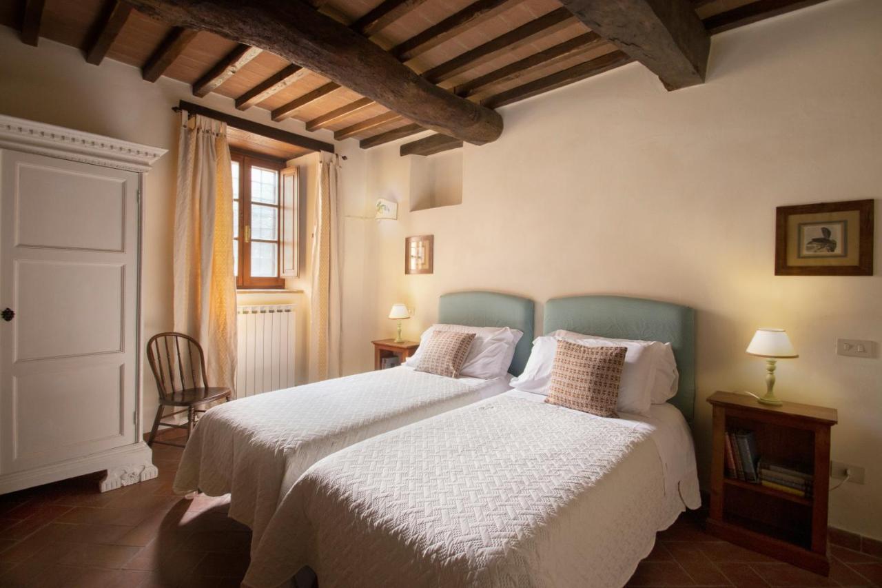 La Fattoria Del Rio Di Sopra - Agriturismo Baldeschi Tuoro sul Trasimeno Bagian luar foto