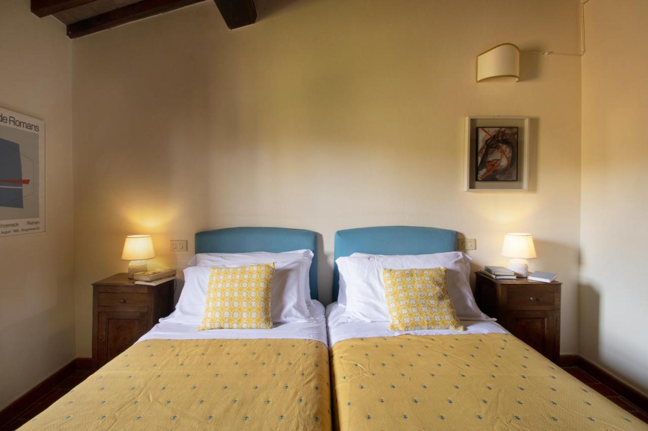 La Fattoria Del Rio Di Sopra - Agriturismo Baldeschi Tuoro sul Trasimeno Bagian luar foto